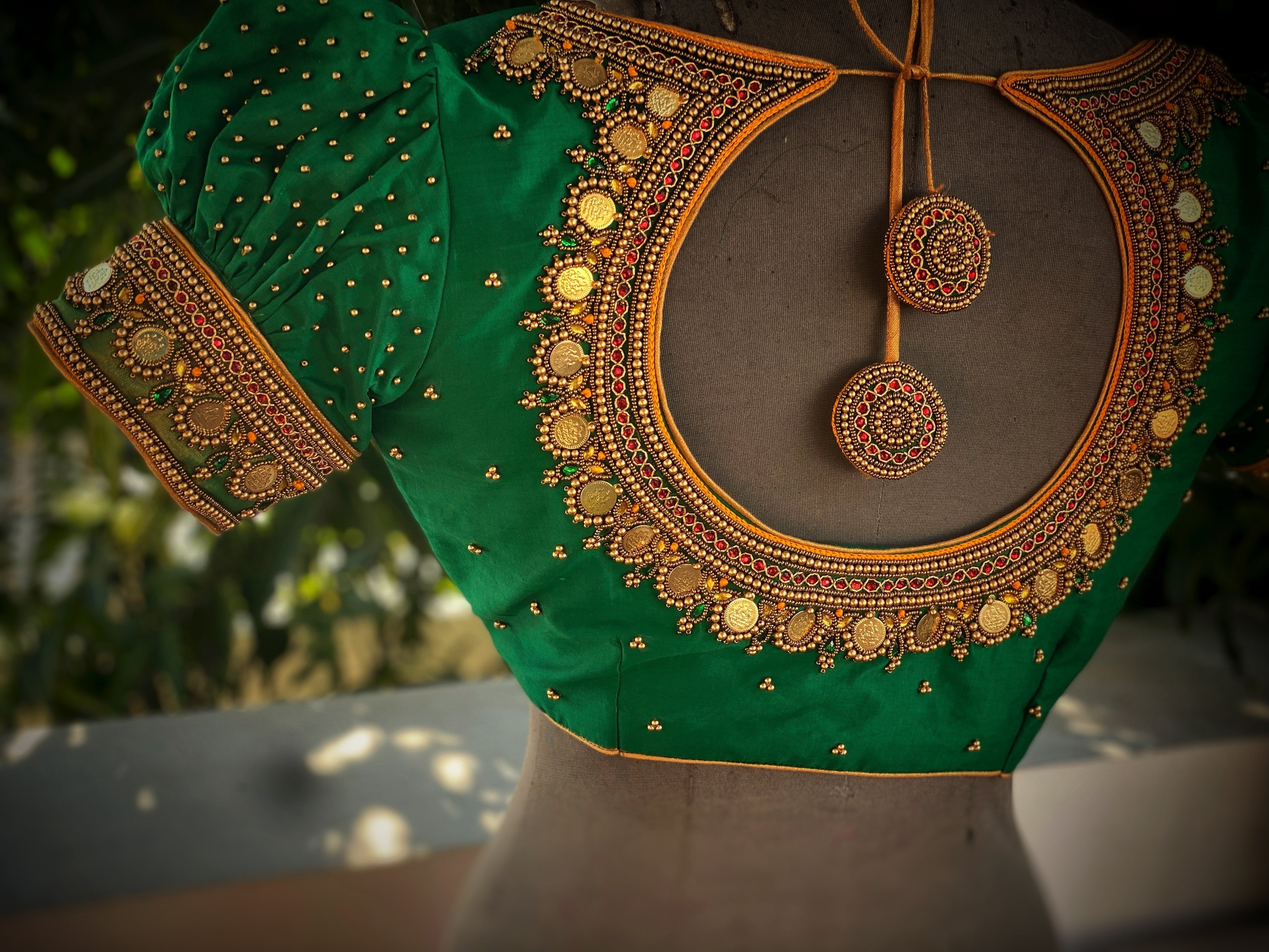 Puff sleeved Beaded Kasumala