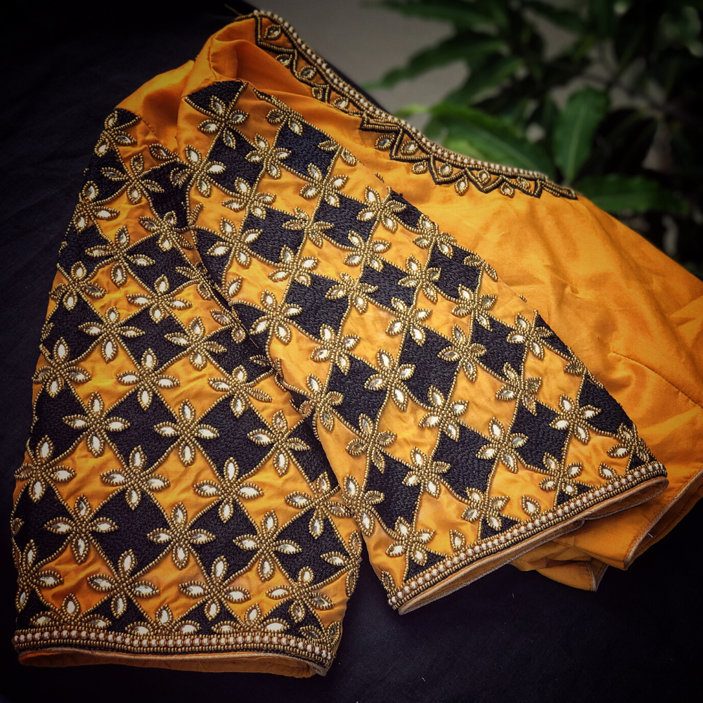 Kundan Cross Checks With Thread Work - Aadambharaa