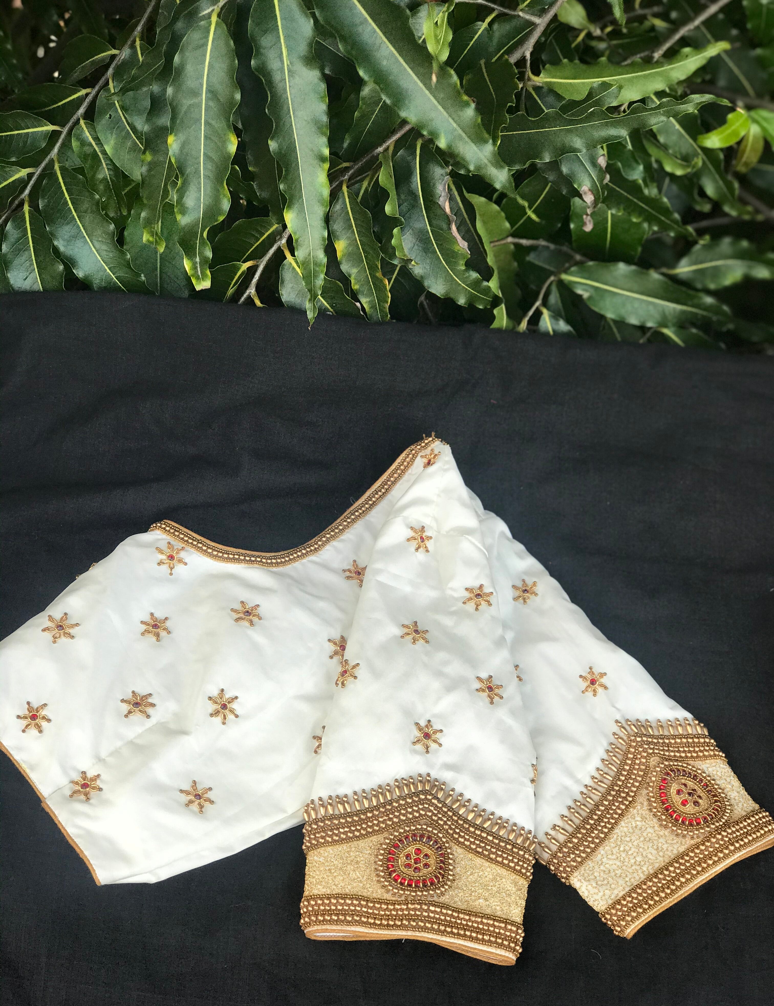 WhitePadakkamZardosiButtiBlouse.jpg